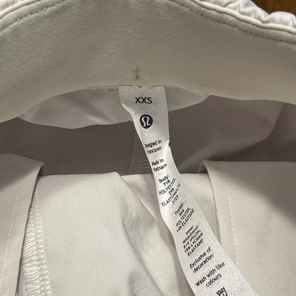 Lululemon nwt cinchable waist high rise shorts 3.5” bone xxs 2 - Picture 4 of 4